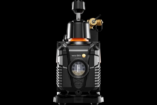 Producto Bomba de vacío automática testo 565i - Con test de estanqueidad integrado y 7 CFM (198 l/min)